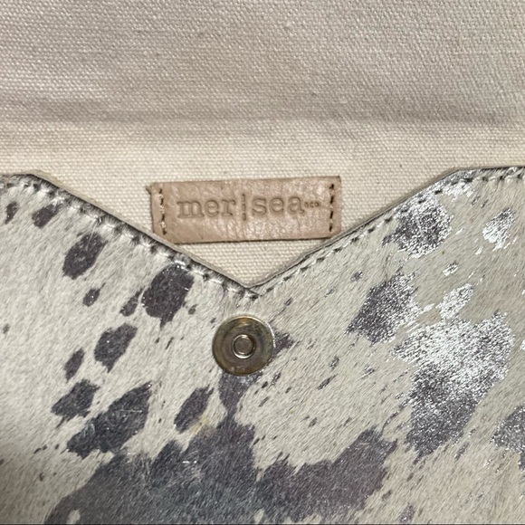 Mer Sea Traveler Cowhide Leather And Canvas Passport Holder Gray  Silver - Picture 5 of 6